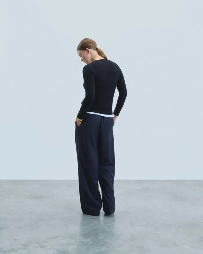 Women Cashmere Sweaters From Future Basic VNeck Sweater Black