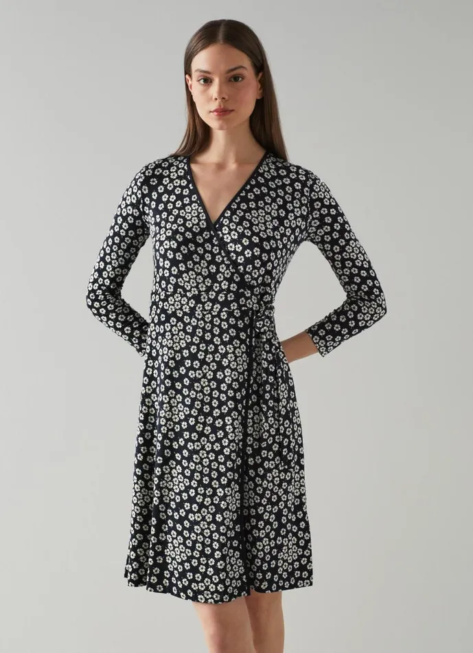Women Dresses LKBennett Audrey Navy And Cream Daisy Print Jersey Wrap Dress Navycream Women Dresses LKBennett Audrey Navy And Cream Daisy Print Jersey Wrap Dress Navycream