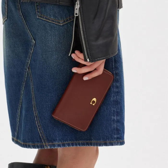 Women Large Wallets Coach Medium Zip Around Wallet Brasswine