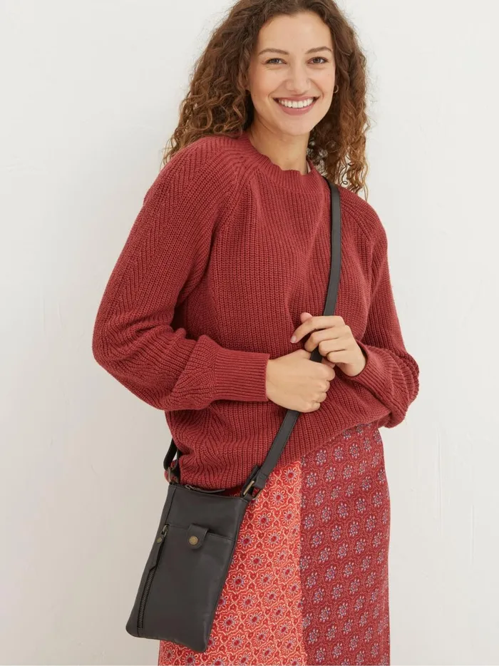 Women Phone Bags Fat Face Essie Black Multi Zip Phone Bag