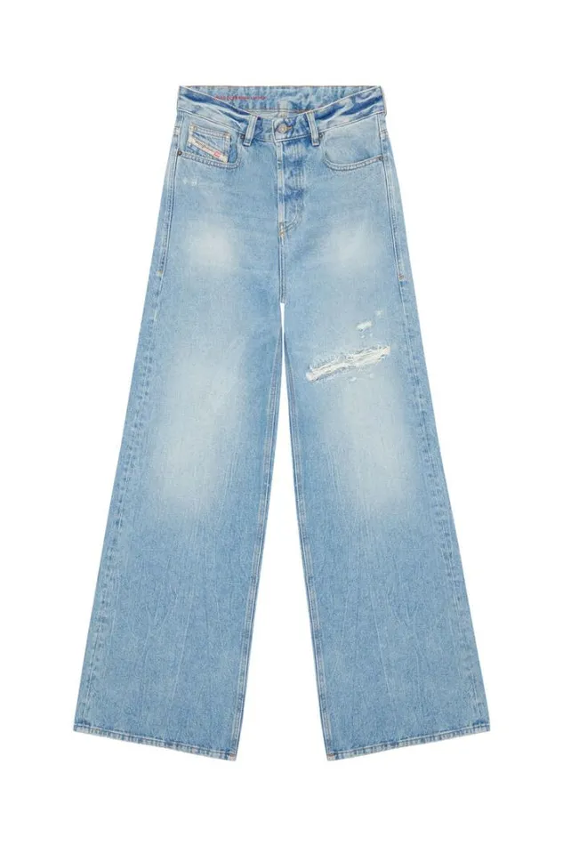Women Straight Jeans 1996 DSire 09e25 Light Blue Diesel Straight Women Straight Jeans 1996 DSire 09e25 Light Blue Diesel Straight